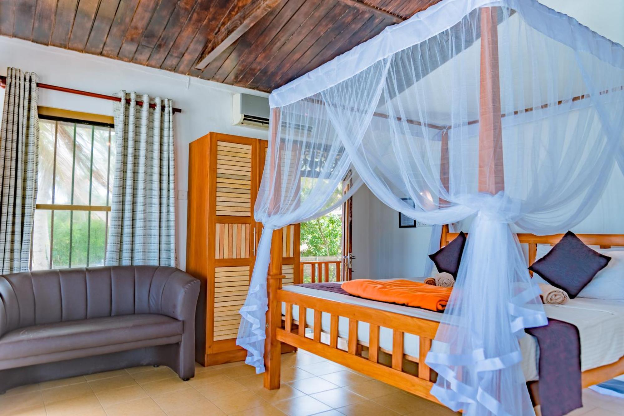 Amor Beach Unawatuna Exteriör bild